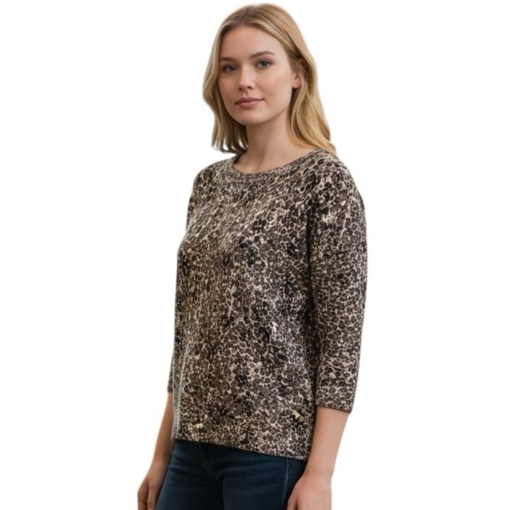 Aritzia Wilfred Balzac artsy contemporary leopard print silk cashmere sweater - Picture 2 of 12